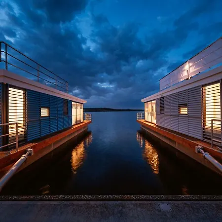 公寓 Calanthe - Hausboot Mucheln