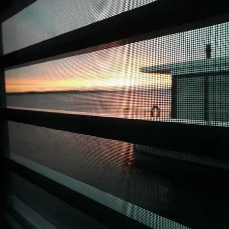 Calanthe - Hausboot Apartment